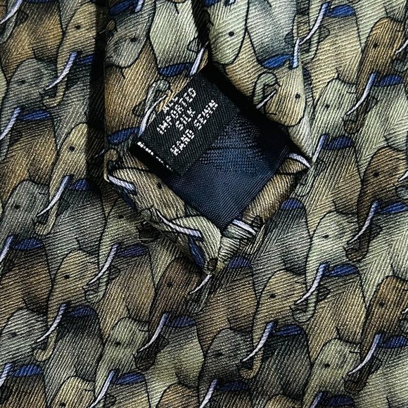 Nature Conservancy African Elephant Vintage Tie - Picture 3 of 4